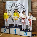 16  medali  karatekw w Lubinie  