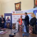   Umowa na zagospodarowanie terenu Orodka Wodno-Sportowego w Bolesawcu podpisana