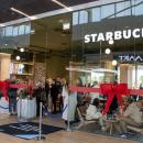Wrocaw Fashion Outlet z pierwsz w okolicy kawiarni sieci Starbucks