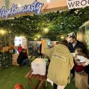 Centrum Handlowe Korona adoptuje zagroone lemury koroniaste z wrocawskiego ZOO