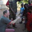 Pomogli afrykaskiej wiosce Tetene 