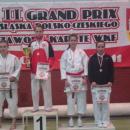 13 medali legnickich karatekw