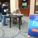 PiS zbiera podpisy na Dniach Legnicy
