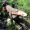 Odnaleli skradziony motocykl – by zakopany na ce