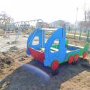 Trwa remont placu zabaw w parku miejskim przy ul. Sportowej