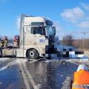 Tragiczny wypadek na obwodnicy Bolkowa. Nie żyje kierowca lawety