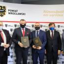 Uniwersytet Wrocławski dołączył do grona partnerów Powiatu Wrocławskiego