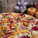 Zdrowa pizza dla klientów na diecie
