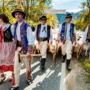 Jesienny redyk w Szczawnicy - wielkie góralskie święto z setkami owiec na ulicach zachwyca turystów